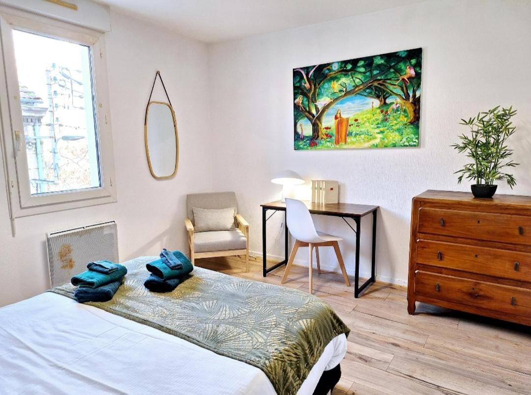 Appartement Cosy Proche Gare - Fibre Optique Et Parking Angoulême Buitenkant foto